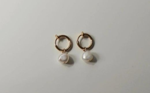 【LENERAオリジナルイヤリング】pearl hoop earring 【079004】